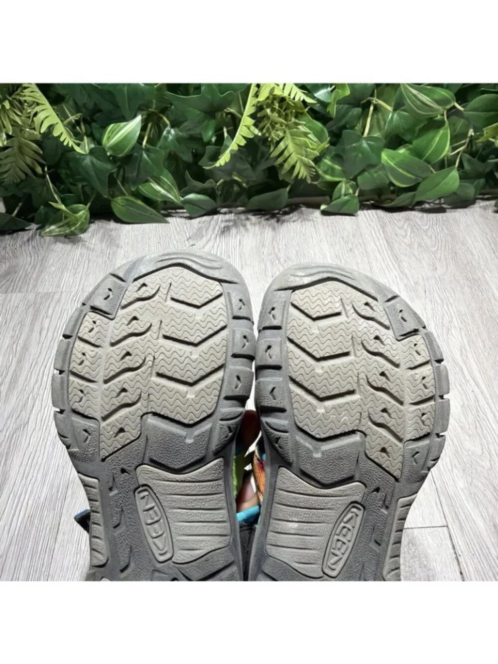 Keen Newport H2 II Size 1 Tie Dye  Washable Shoes Hiking Closed toe